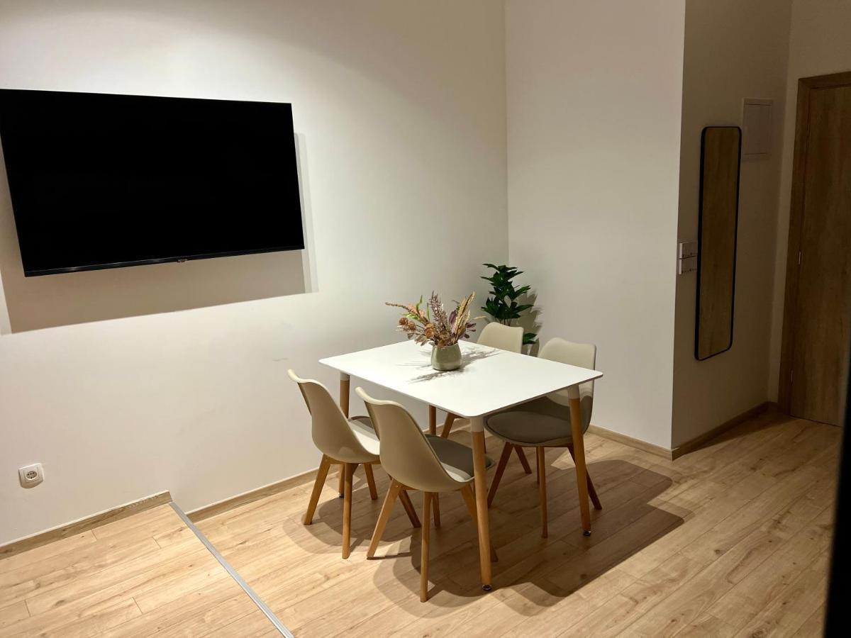 Borsa Rooms Gnojnice Luaran gambar